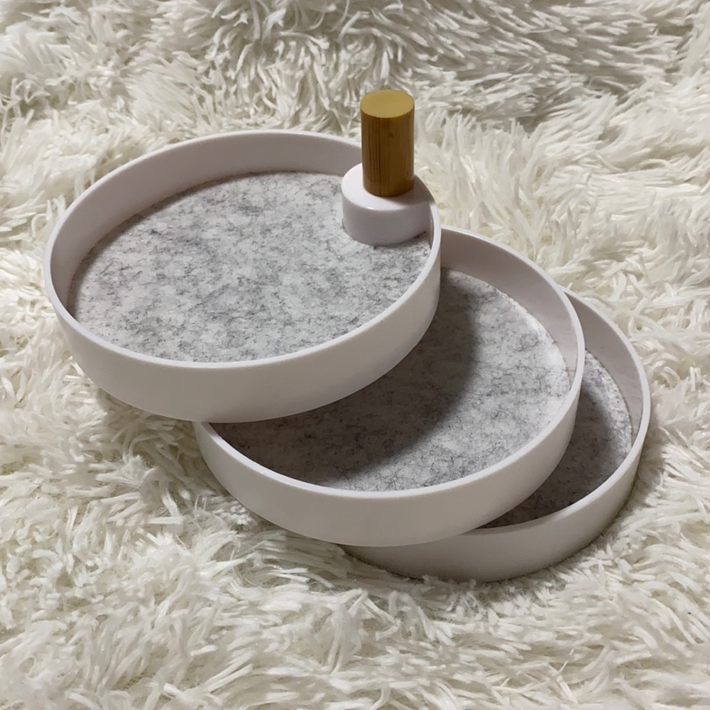 The 2Bandits Tiered Catchall Tray Jewellery Holder
